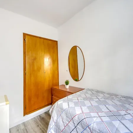 Apartment In Near Playa De Canyelles