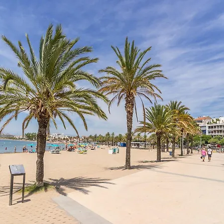 In Near Playa De Canyelles Apartment Roses