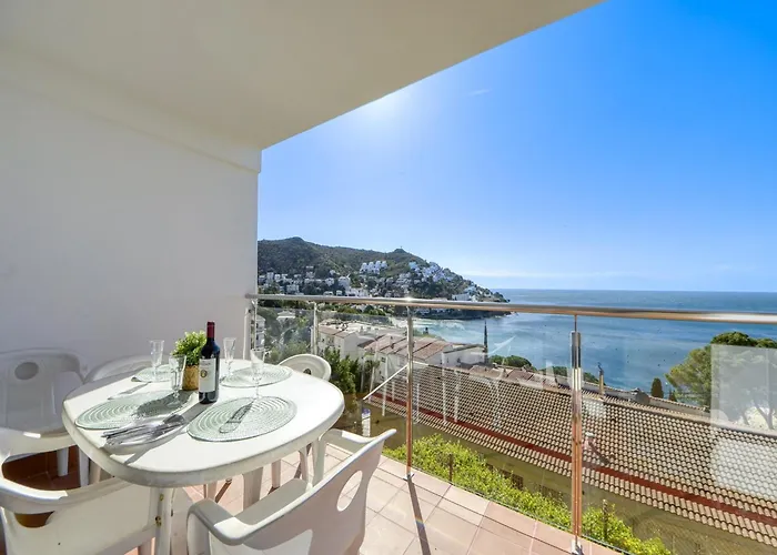 In Near Playa De Canyelles Apartment *
